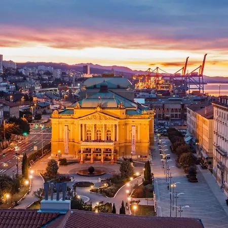 Sylvia Suite@Kantrida Rijeka Exterior photo